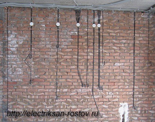 Прокладка проводов и кабелей электропроводки в квартире и частном доме 2