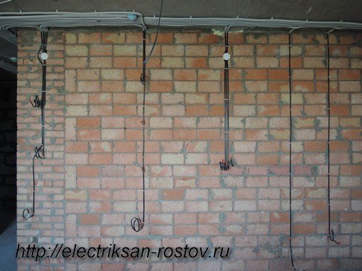 Прокладка проводов и кабелей электропроводки в квартире и частном доме 3